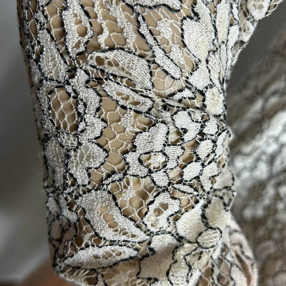 Free People tell tale sheer lace tunic mini dress  keyhole long bell sleeves - Picture 7 of 15